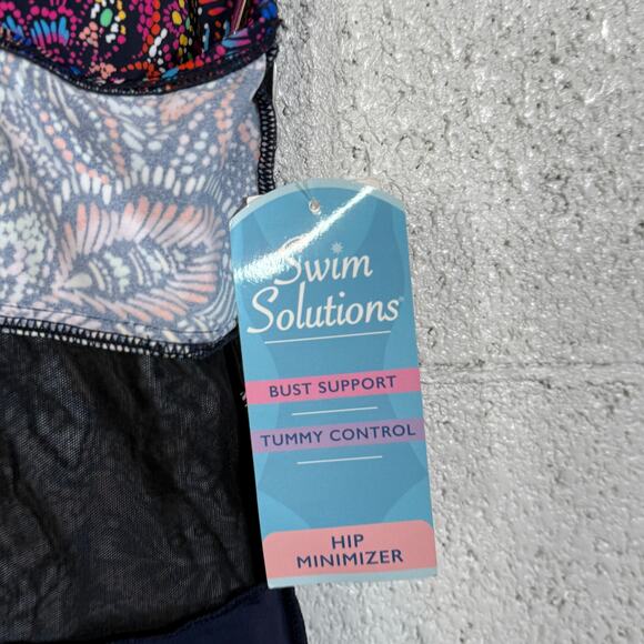 Swim Solutions Women's Printed Tiered One-Piece Swimsuit Navy Multi 8 MSRP $99 - Picture 11 of 13